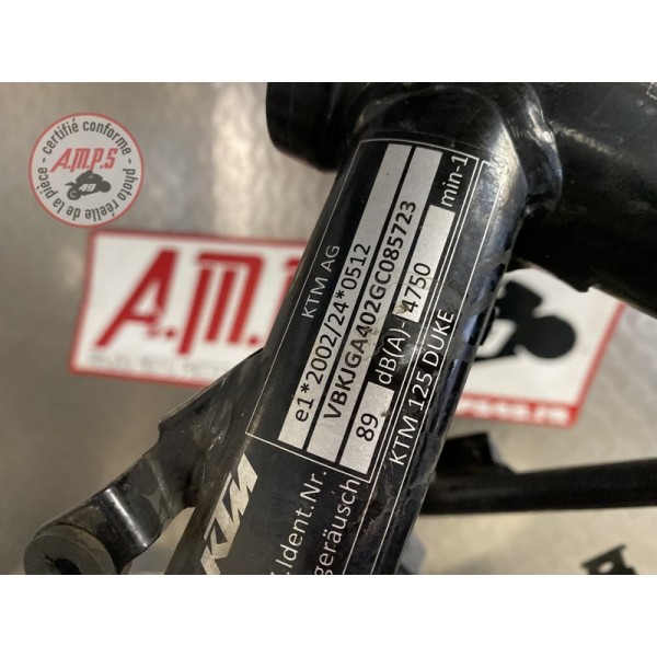 Cadre avec carte grise 