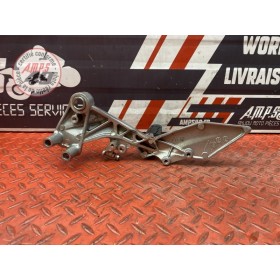 Platine repose pied droite 