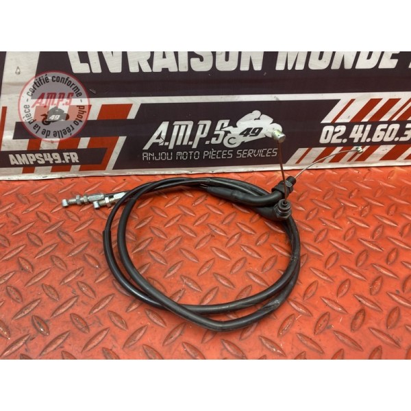 Cable d'accélérateur