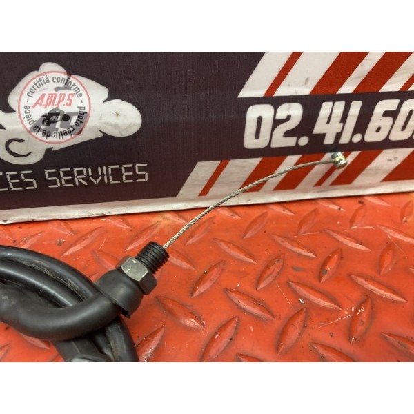 Cable d'accélérateur 
