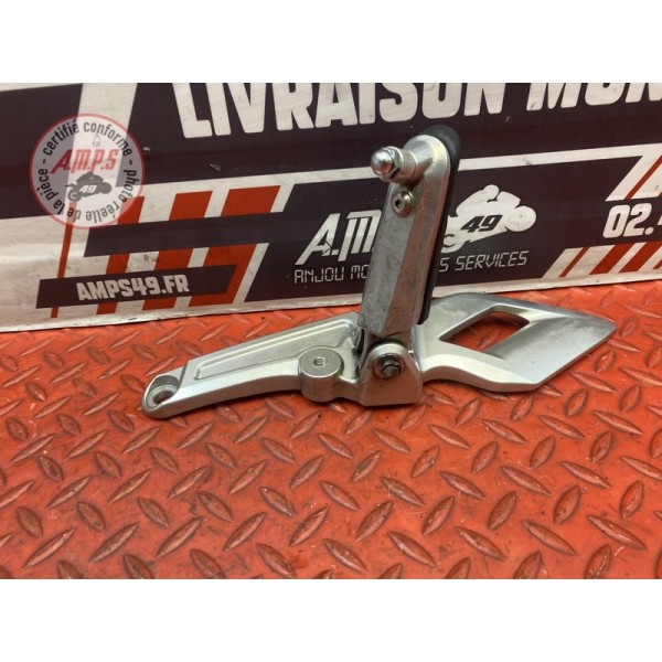 Platine repose pied gauche 