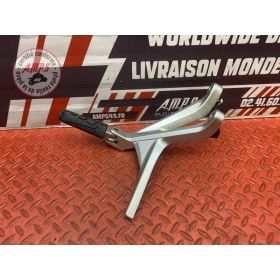 Platine repose pied passager gauche 