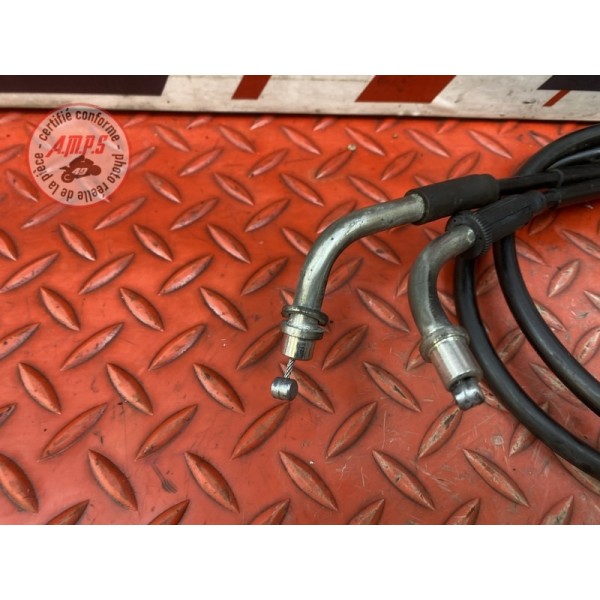 Cable d'accélérateur 