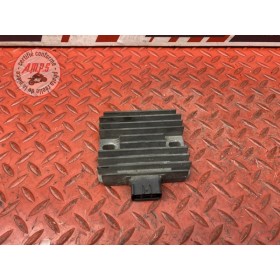 Regulateur de tension 