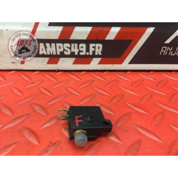 Contacteur de frein avant 