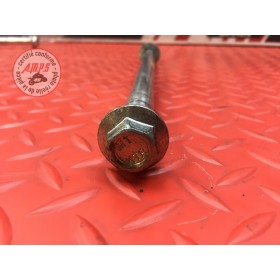 Axe de roue arriere 