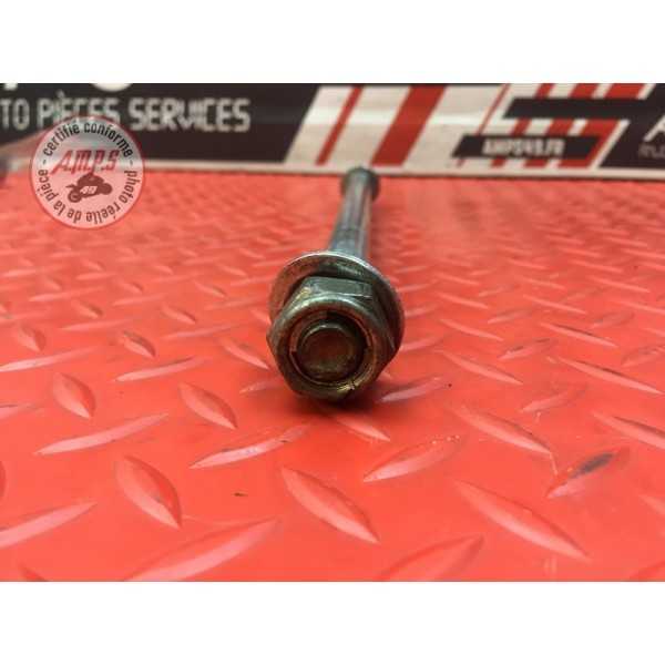Axe de roue arriere 
