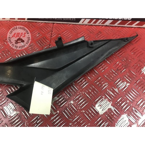 Cache plastique sous selle droit Suzuki GSR B0-A1 