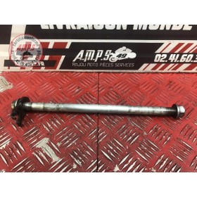Axe de roue arriere 