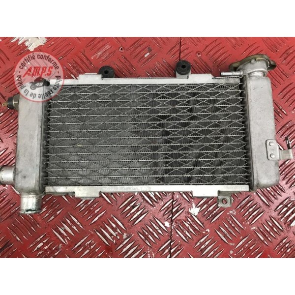 Radiateur d'eau droit 