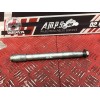 Axe de roue avant 