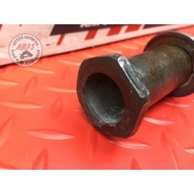 Axe de roue arriere 