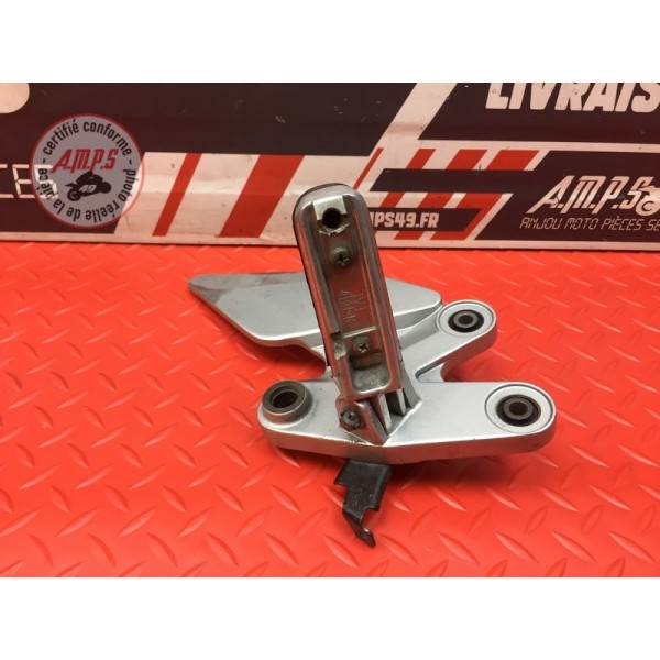 Platine repose pied droite 