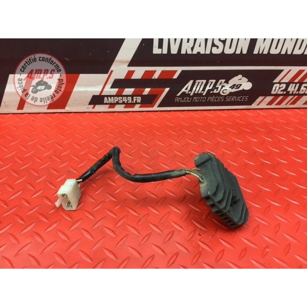 Regulateur de tension