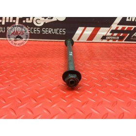Axe de roue arriere 