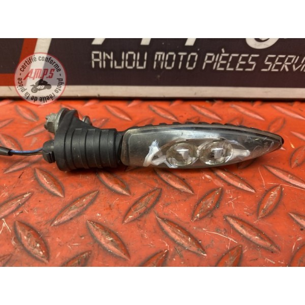 Clignotant avant gauche 