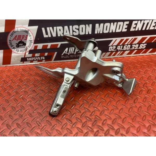 Platine repose pied gauche 