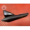Cache plastique sous selle gauche 