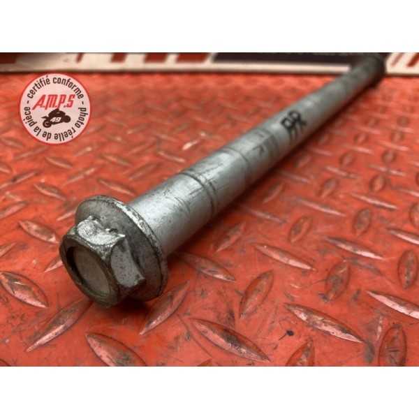 Axe de roue arriere 