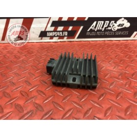 Regulateur de tension 