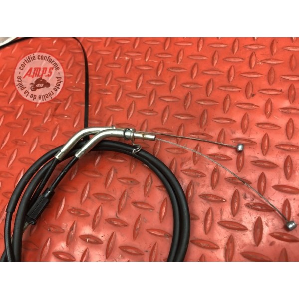 Cable d'accélérateur 