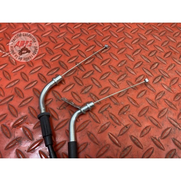Cable d'accélérateur 
