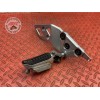 Platine repose pied droite 