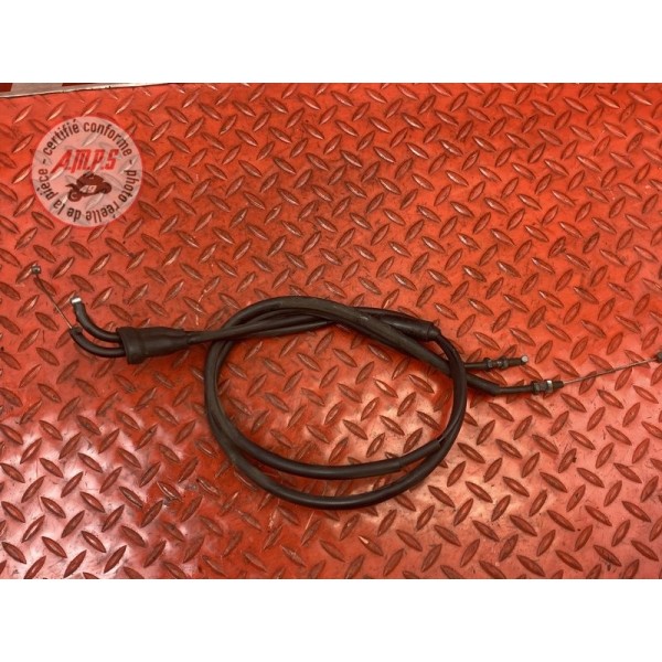 Cable d'accélérateur 
