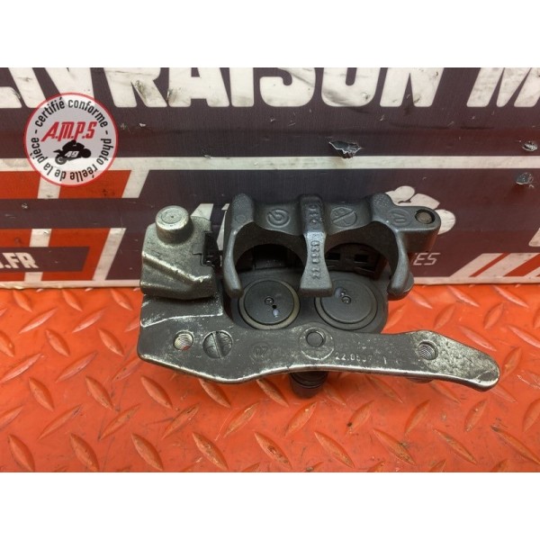 Etrier de frein arriere 