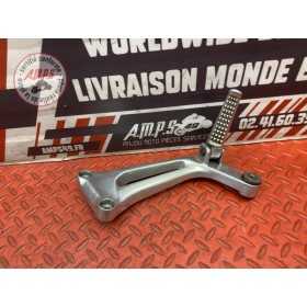 Platine repose pied passager droite 
