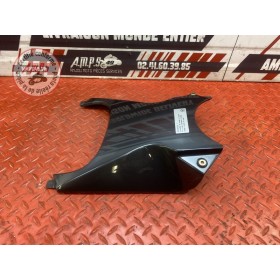 Cache plastique avant sur reservoir 