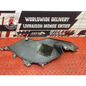 Cache sous reservoir gauche 