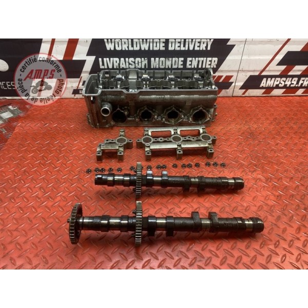 Culasse avec arbre a came 