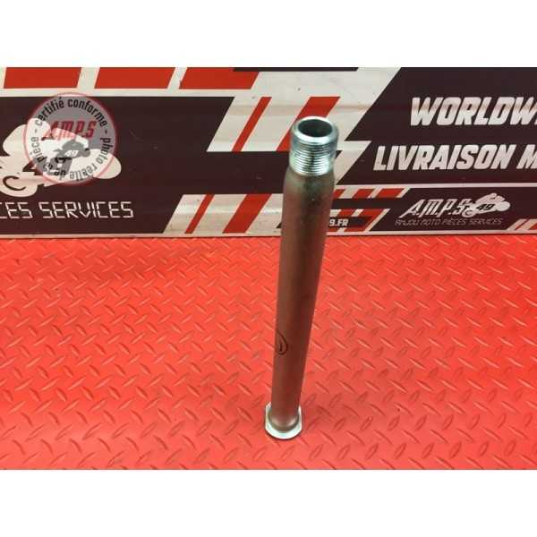 Axe de roue arrière sans écrou 2 