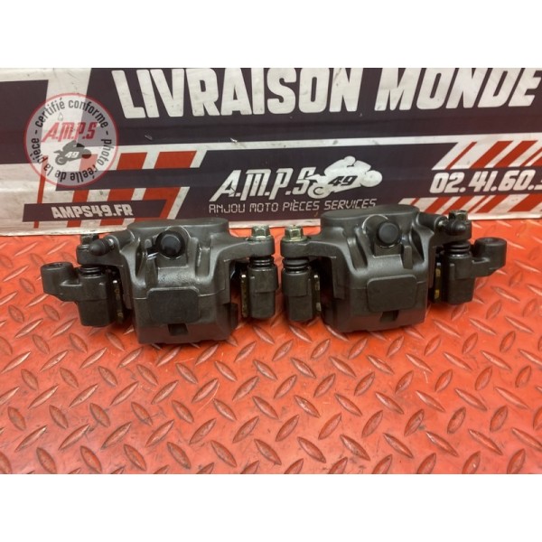 Paire d'étrier de frein avant 