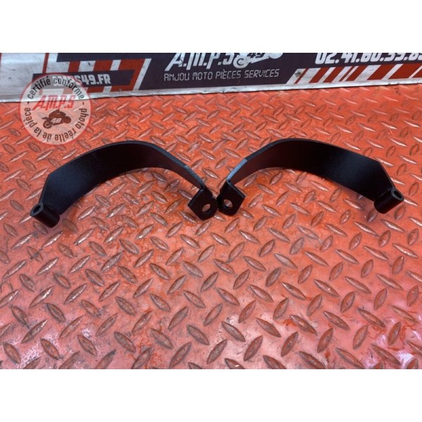 Support de silencieux 