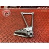 Platine repose pied passager droite 