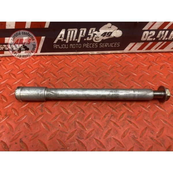 Axe de roue avant 