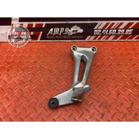 Platine repose pied passager droite 