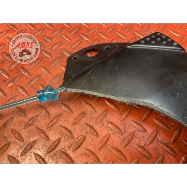 Cache plastique avant droit 