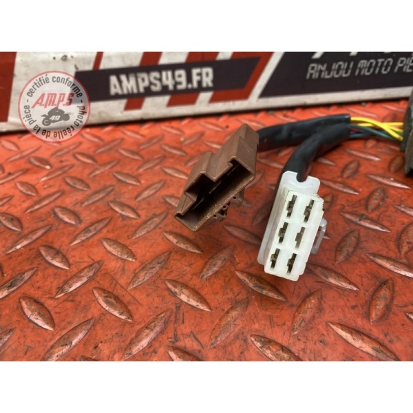 Regulateur de tension 