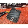 Regulateur de tension 