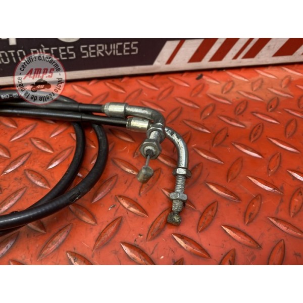 Cable d'accélérateur 