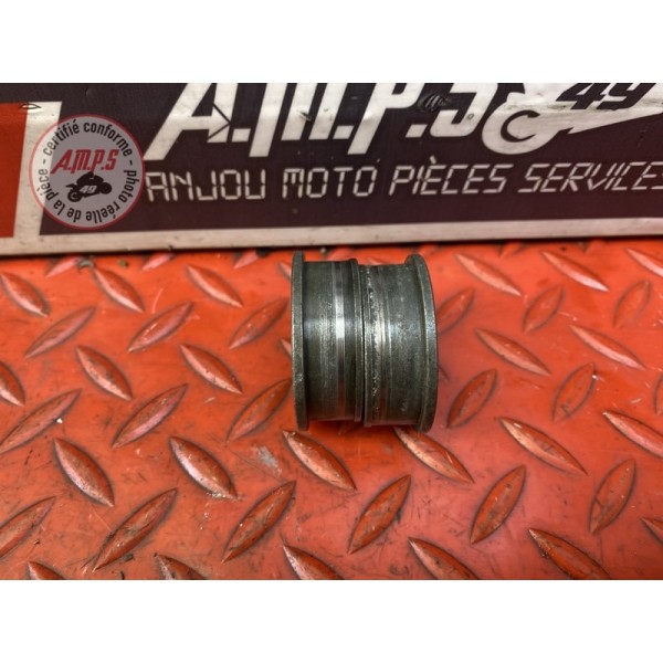 Entretoise de roue arriere 