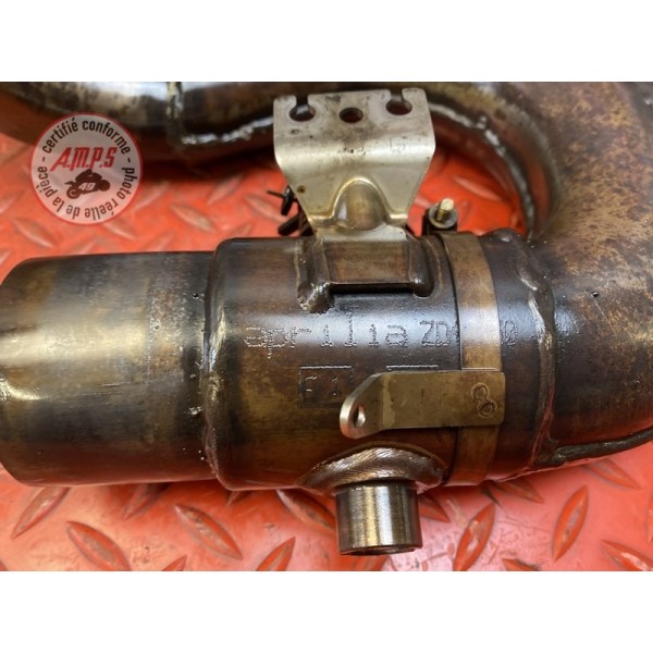 Ligne d'échappement intermédiaire 