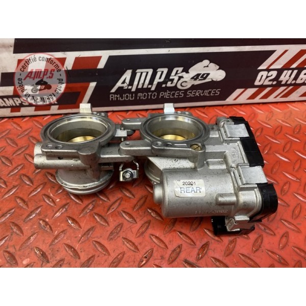 Rampe d'injection Rear 