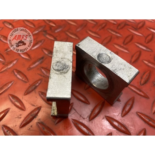 Entretoise d'axe de roue arriere 