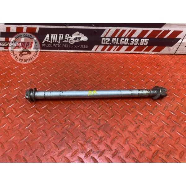 Axe de roue arriere 