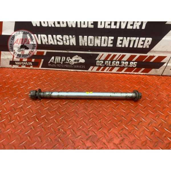 Axe de roue arriere 
