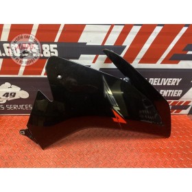 Flanc de carénage droit 